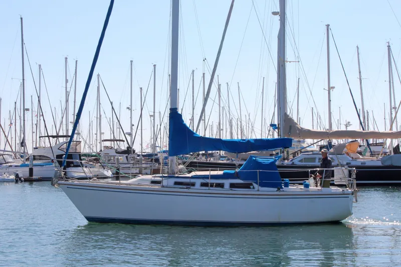 1983 Catalina 30