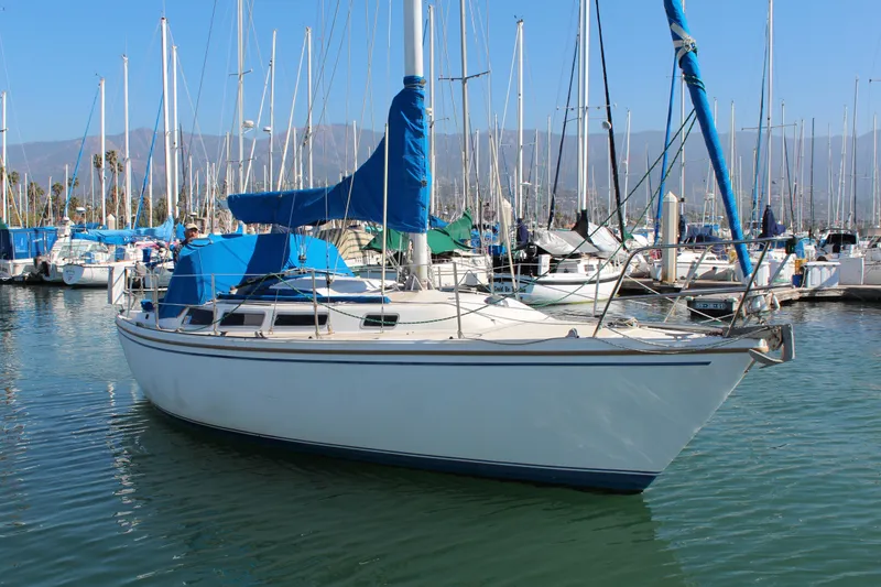 1983 Catalina 30