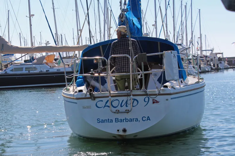 1983 Catalina 30