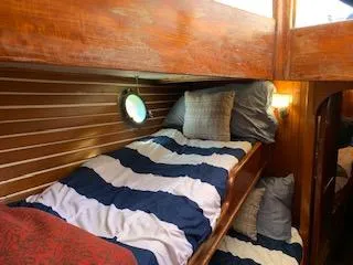 1977 Hudson Force 50 Ketch