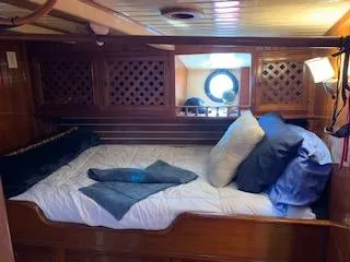 1977 Hudson Force 50 Ketch