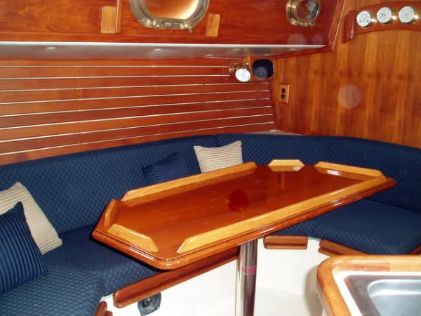 1979 Pacific Seacraft Orion 27