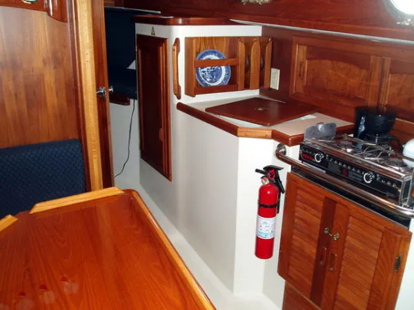 1979 Pacific Seacraft Orion 27