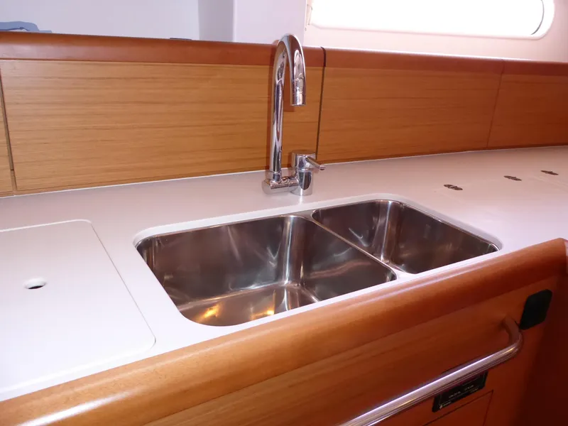Galley sink