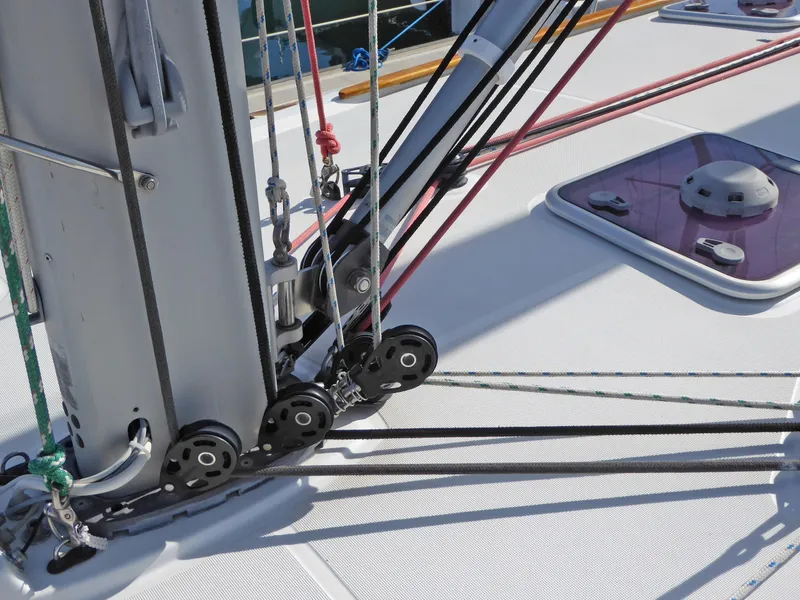 Mast @ deck