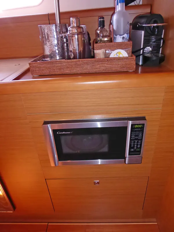 Built-in microwave