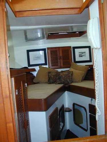 V-berth