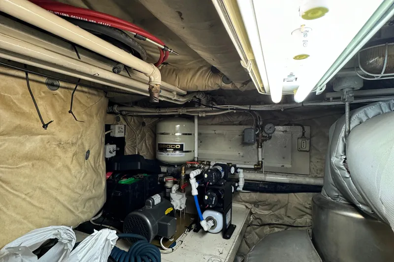 1990 Versilcraft Challenger Motor Yacht