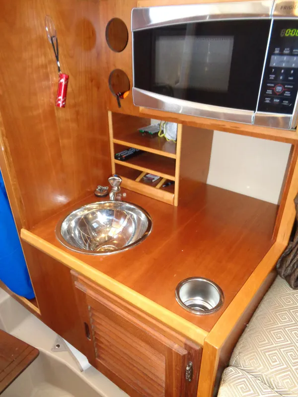 2013 Cutwater 28