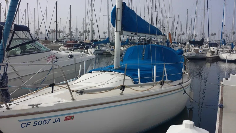 1985 Catalina 30