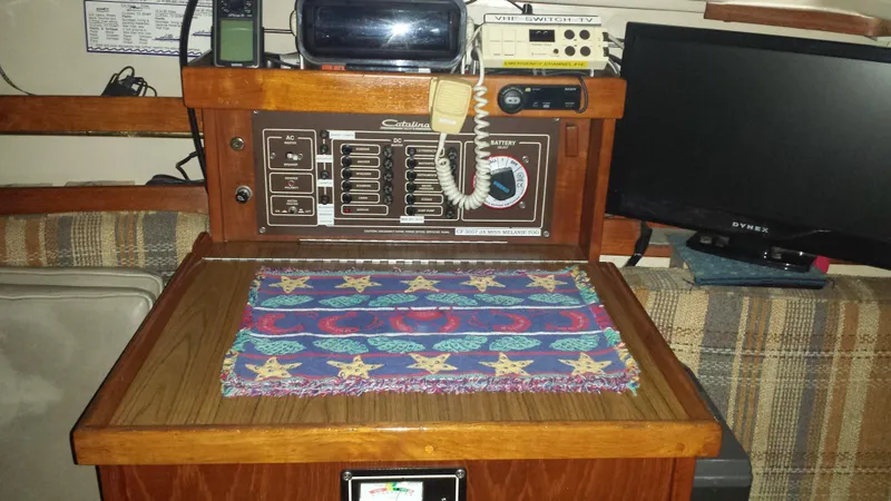 1985 Catalina 30