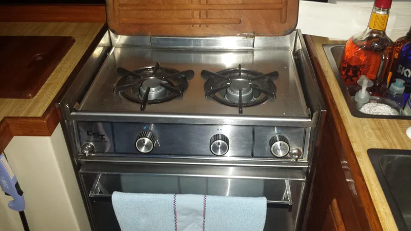 1985 Catalina 30