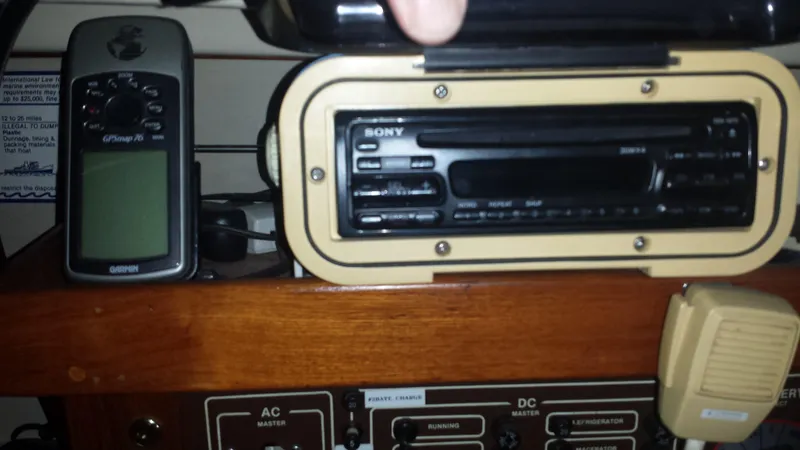 1985 Catalina 30