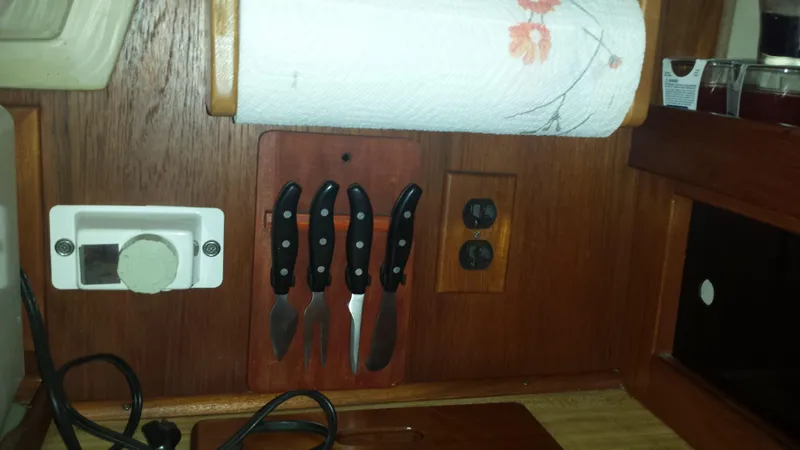 1985 Catalina 30