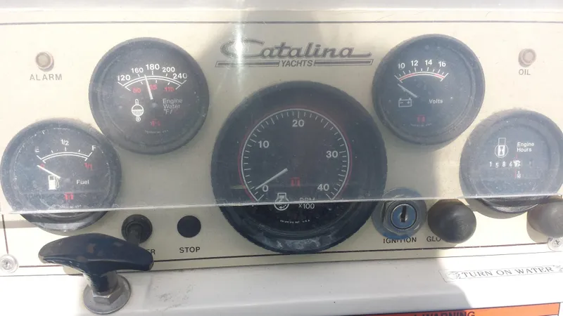 1985 Catalina 30