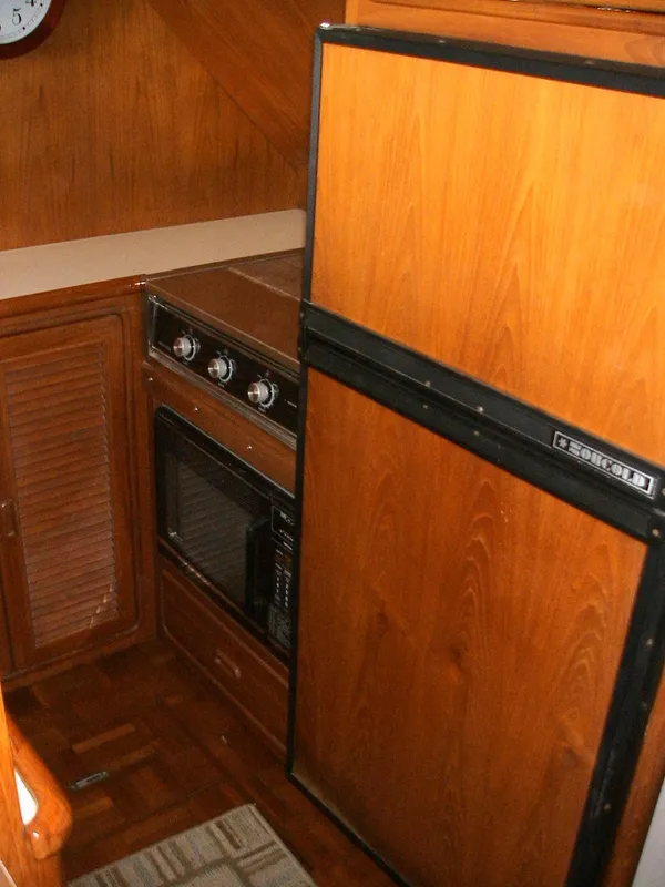 1989 Pace Sportfisher