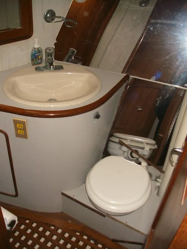 1989 Pace Sportfisher