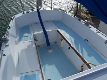1970 Islander Flush deck
