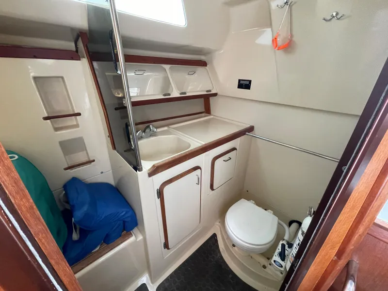 1990 Hunter Legend 35.5