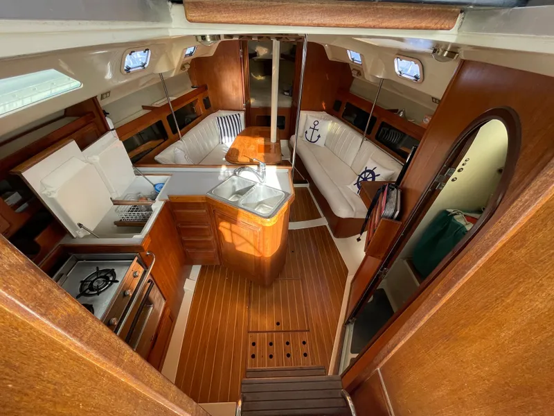 1990 Hunter Legend 35.5