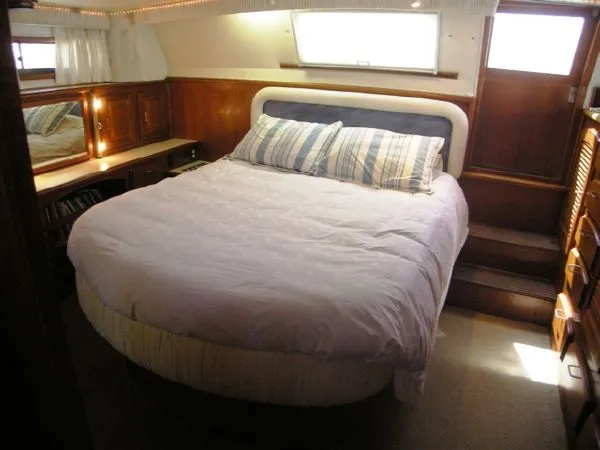 master stateroom 2