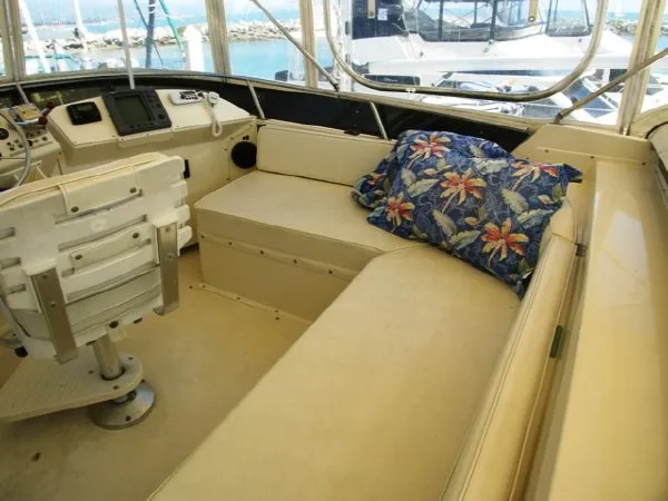 flybridge seating