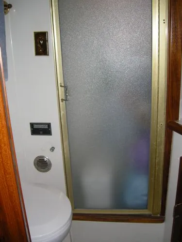guest stall shower