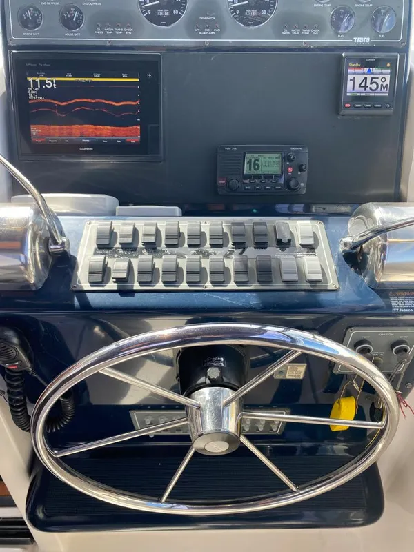 2002 Tiara Yachts Open