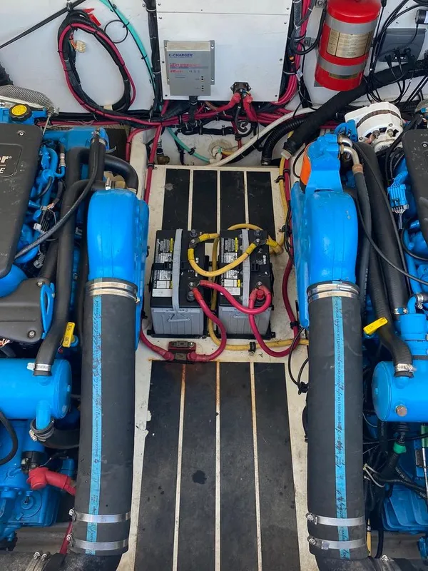 2002 Tiara Yachts Open