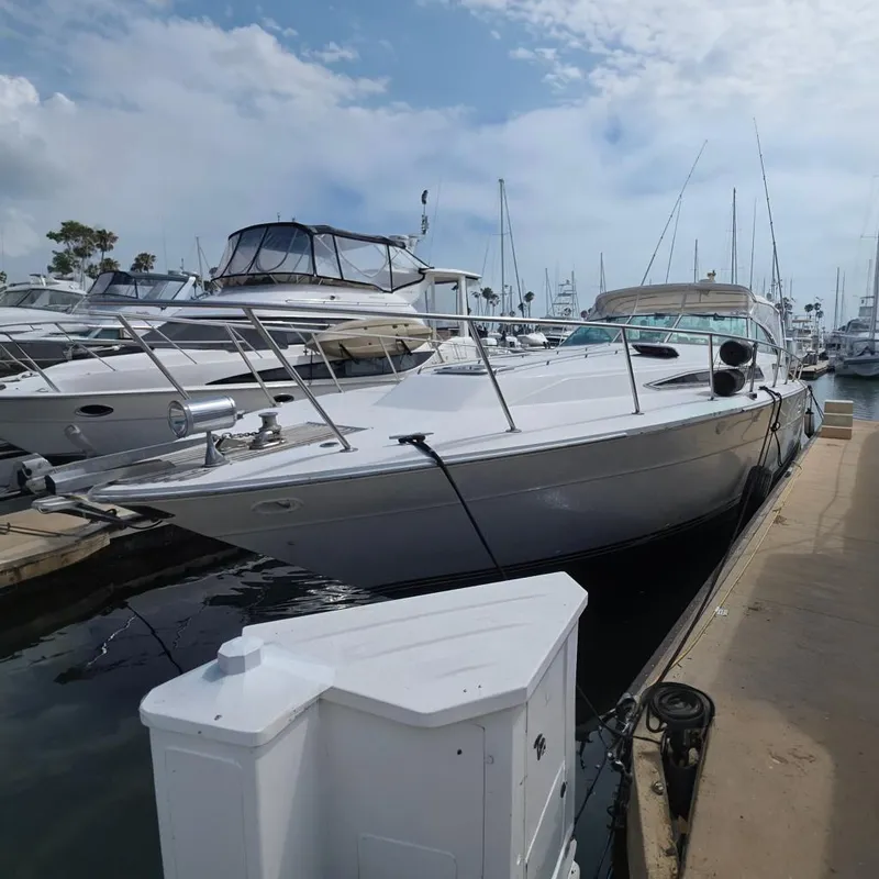 1988 Sea Ray 460 Express Cruiser