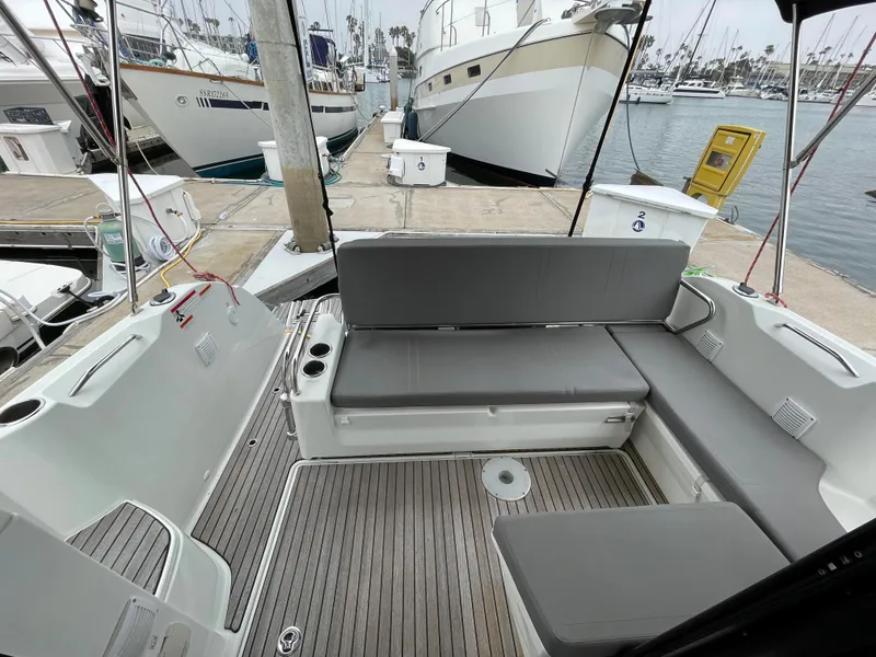2019 Beneteau Antares 27