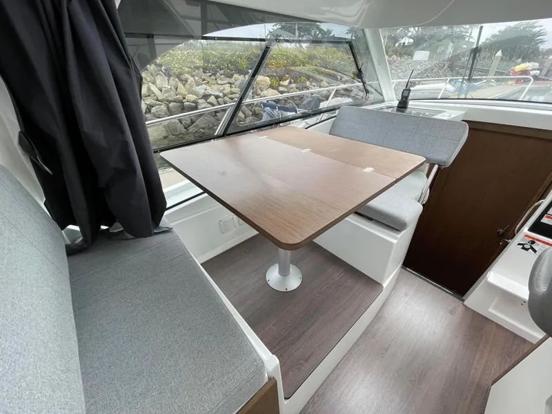 2019 Beneteau Antares 27