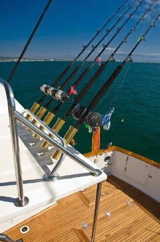 1998 Bluewater Yachts Sportfisher