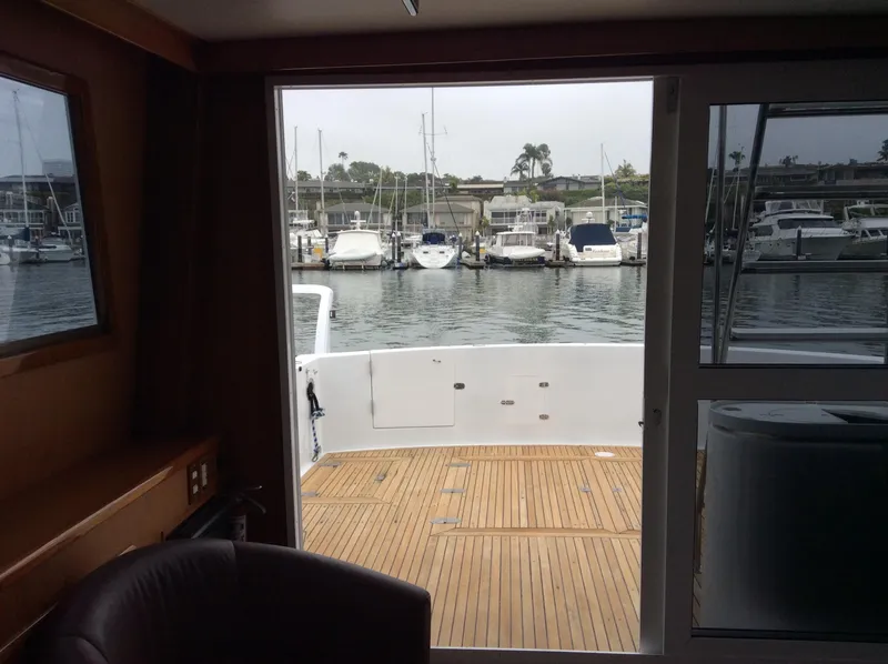 1998 Bluewater Yachts Sportfisher