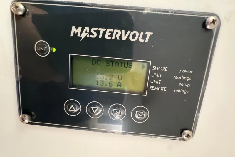 Mastervolt control panel displaying DC status on Blackfin 32 Flybridge, 1984 model.