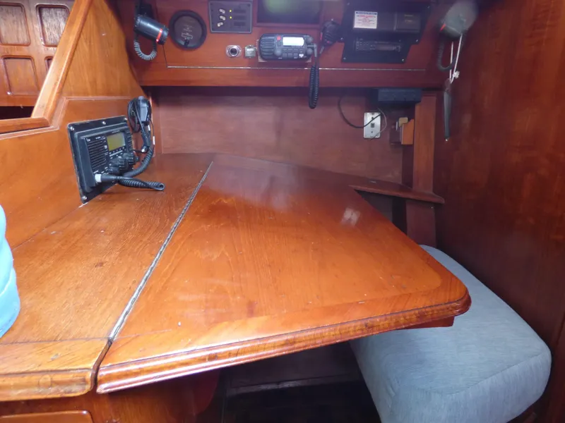1981 Endeavour 43 Center Cockpit