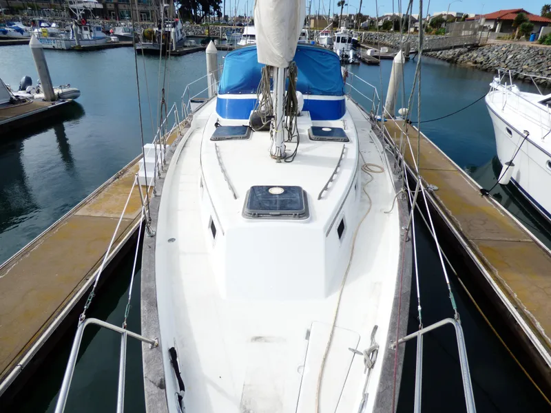 1981 Endeavour 43 Center Cockpit