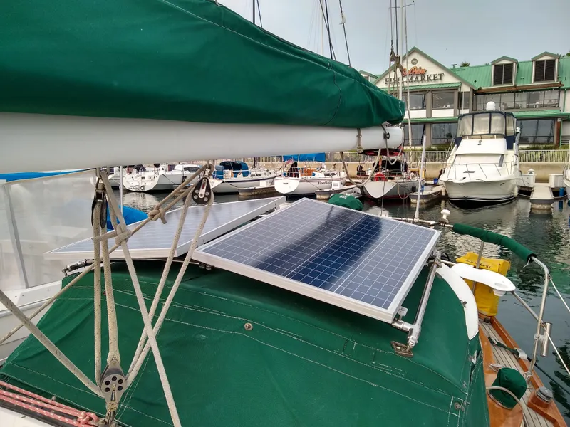 1985 Mason 33
