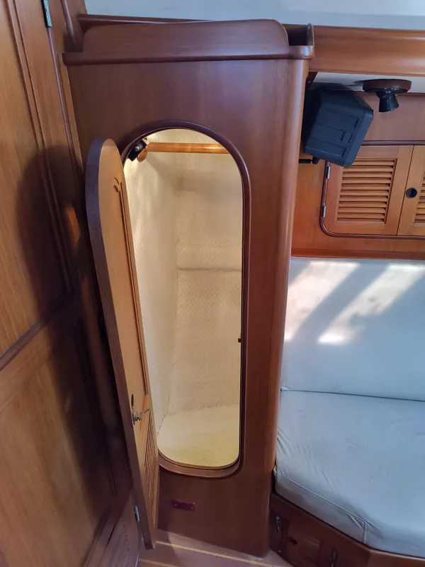 1985 Mason 33