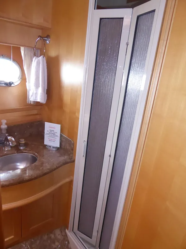 Stall shower