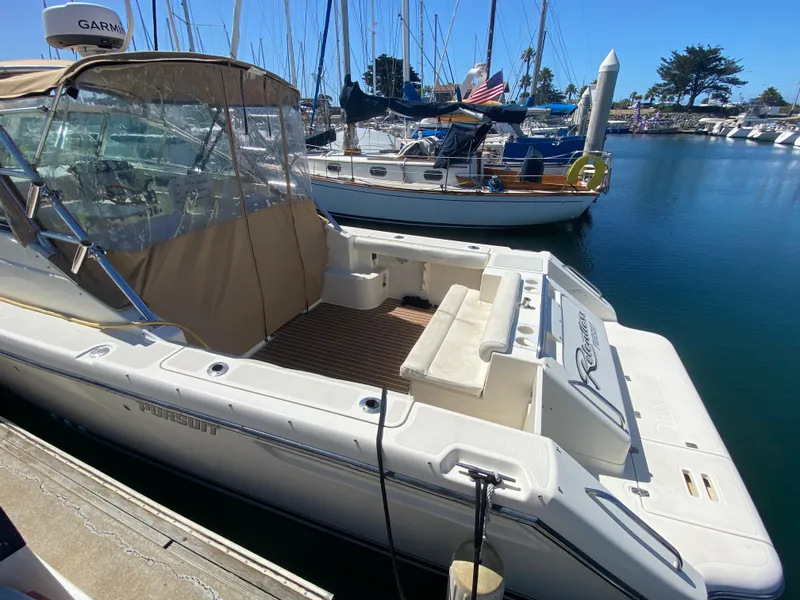 2003 Pursuit 2865 Denali