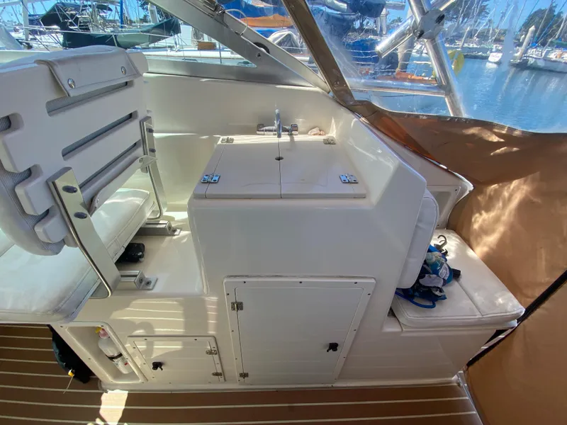 2003 Pursuit 2865 Denali