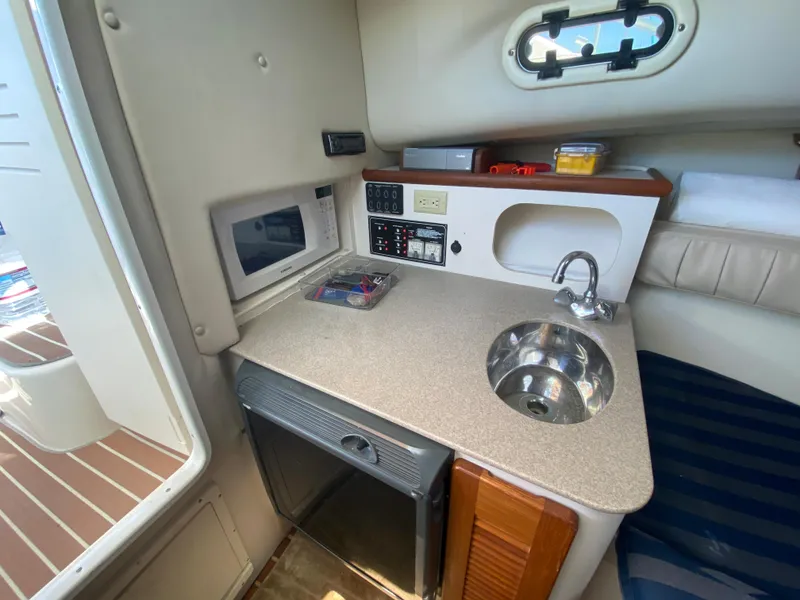 2003 Pursuit 2865 Denali