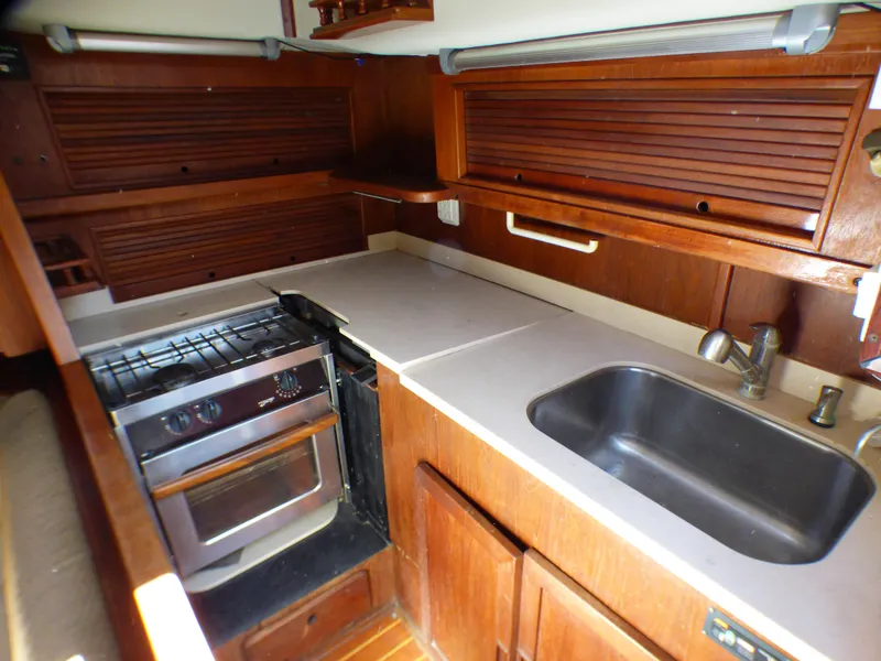 1981 Morgan 416 Outsider Ketch