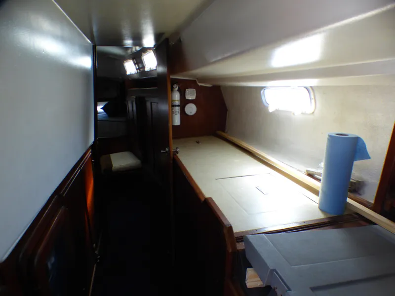 1981 Morgan 416 Outsider Ketch