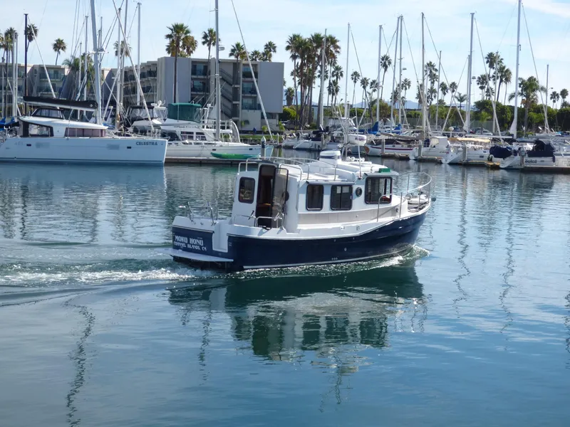 2008 Ranger Tugs R-25