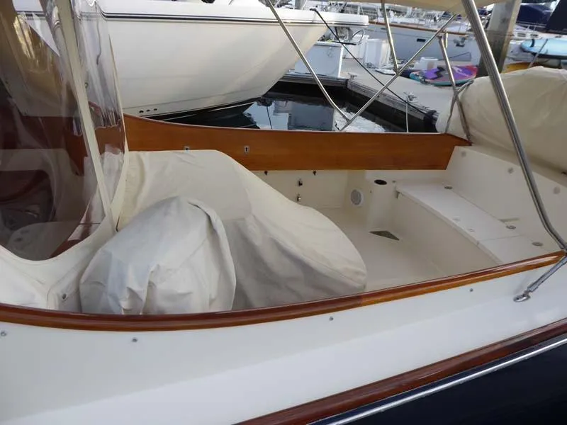 2003 Hinckley Picnic Boat 36 EP
