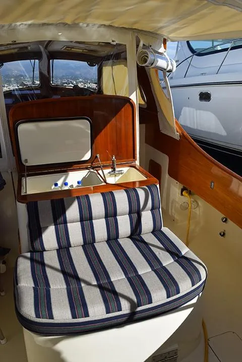 2003 Hinckley Picnic Boat 36 EP