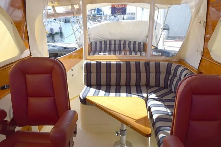 2003 Hinckley Picnic Boat 36 EP