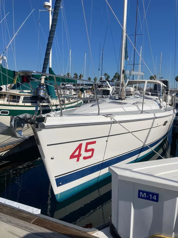 2003 Hunter 466